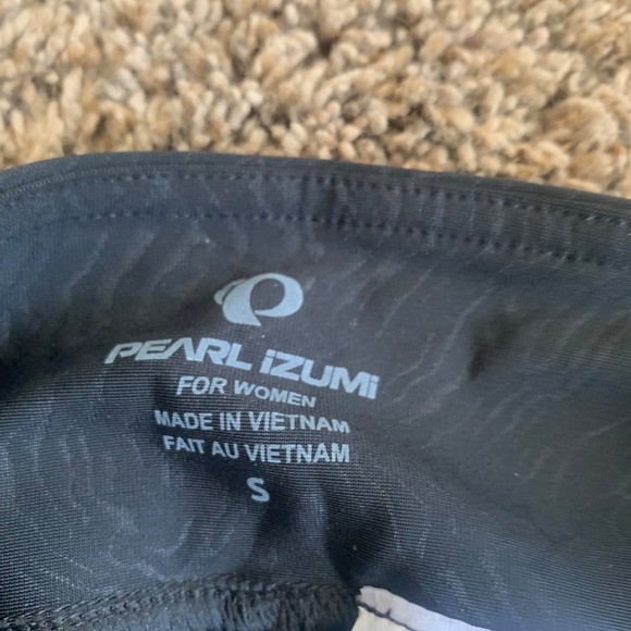 Pearl Izumi Escape Quest Cycling Bike Shorts Sz.S Form Fit Black Padded - Picture 5 of 9